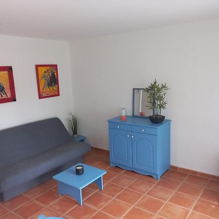 39 - Mazet Provencal Dans Village Vacances Gaujac  المظهر الخارجي الصورة