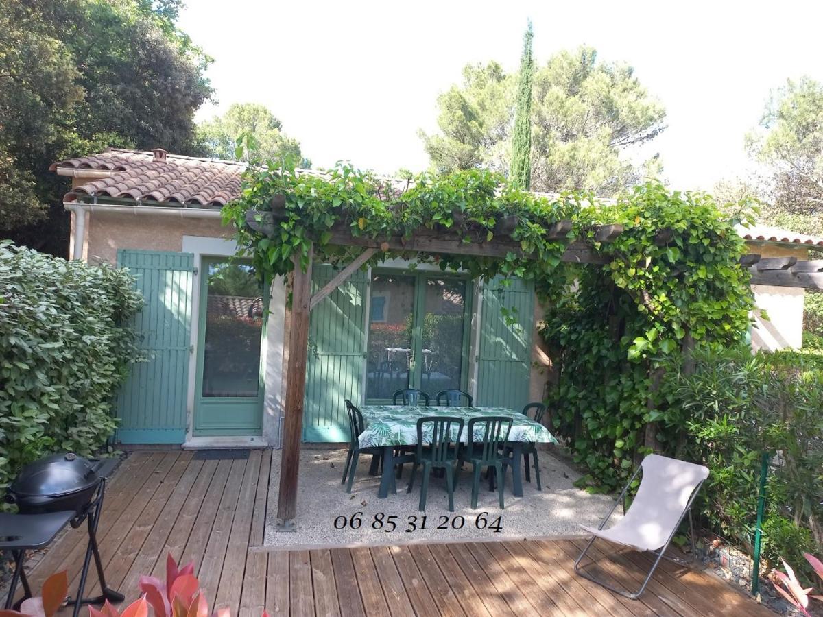 39 - Mazet Provencal Dans Village Vacances Gaujac  المظهر الخارجي الصورة